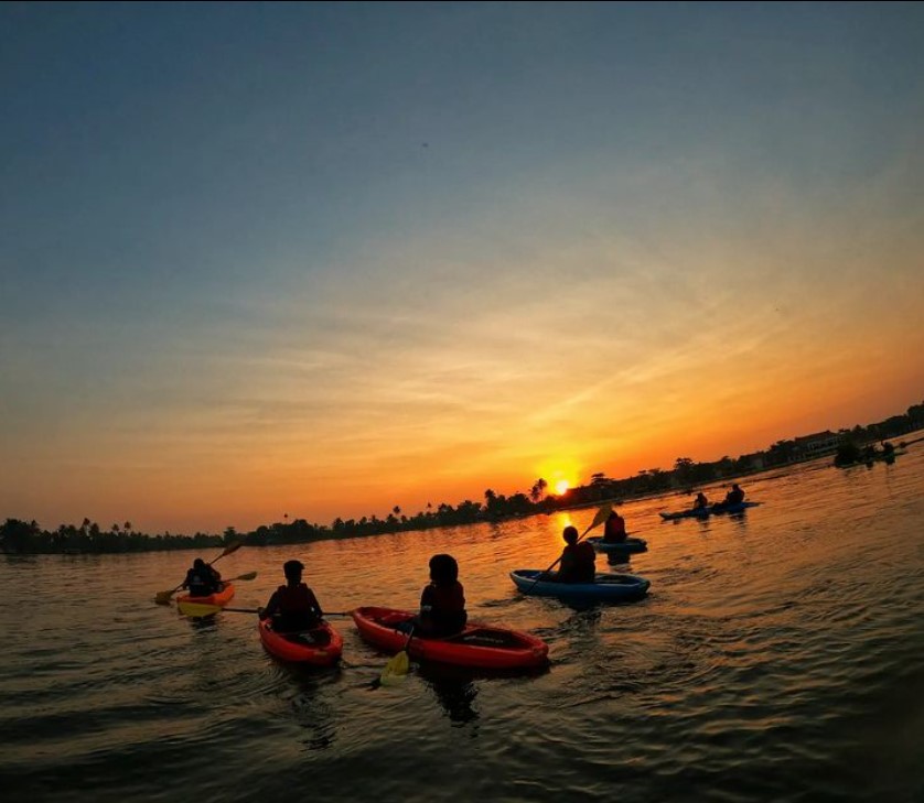 Rate of kayaking in Alleppey